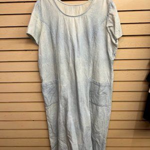 Blue Jean Maternity Short Sleeve Dress with Pockets